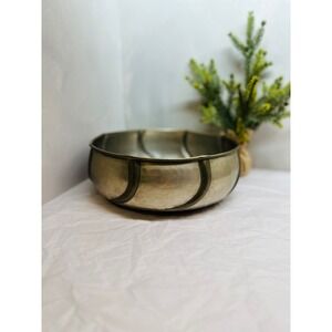 The Import Collection India Hammered Metal Decorative Bowl Silver Tone Scalloped